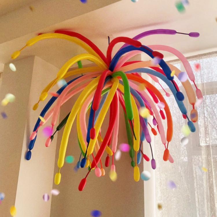 Латексна повітряна куля з довгою стрічкою дофаміну